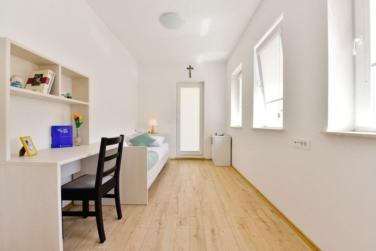 Hotel Dompes Mostar Eksteriør billede